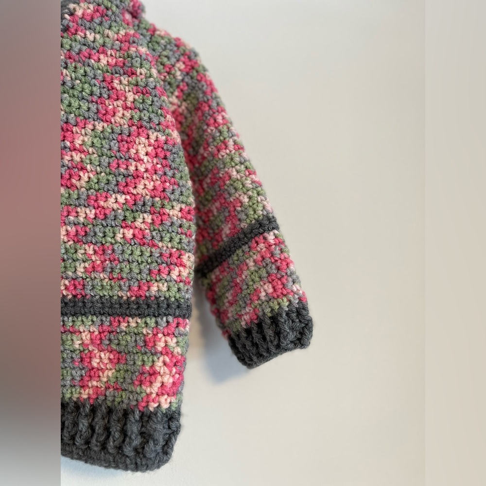 Hand knit boho style cardigan 🖤 - Picture 5 of 5